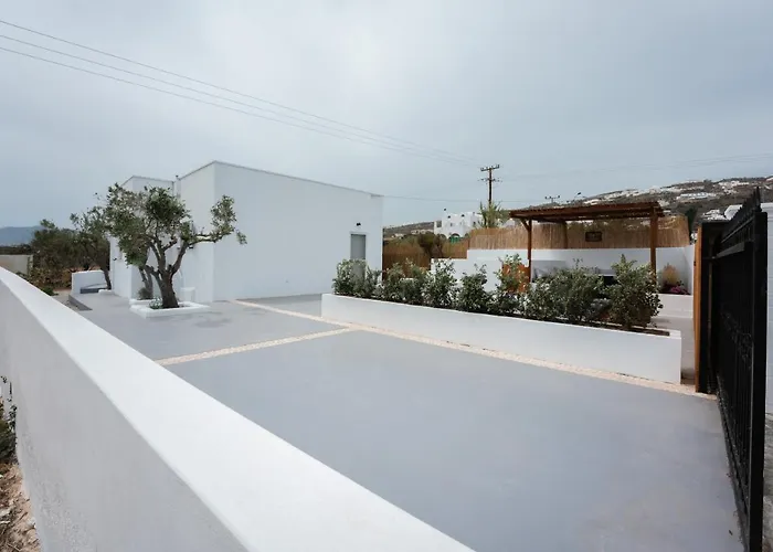 Leticia Santorini With Heated Jacuzzi *