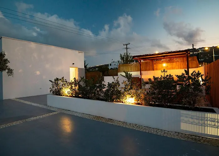 Leticia Santorini With Heated Jacuzzi Villa *