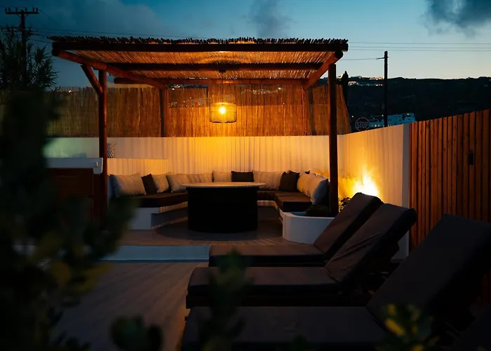 Villa Leticia Santorini With Heated Jacuzzi
