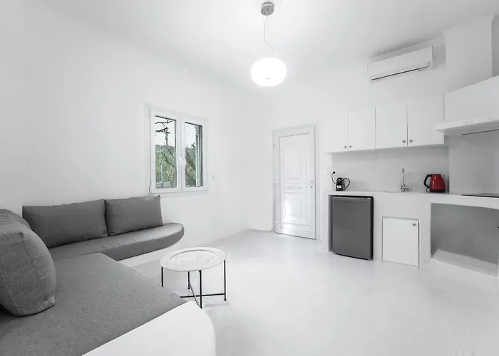 Leticia Santorini With Heated Jacuzzi Villa *