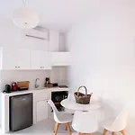 Leticia Santorini With Heated Jacuzzi וילה *