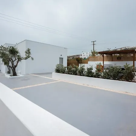 Leticia Santorini With Heated Jacuzzi *