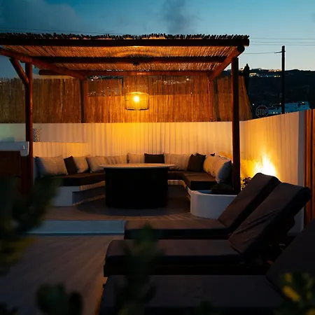 别墅 Leticia Santorini With Heated Jacuzzi