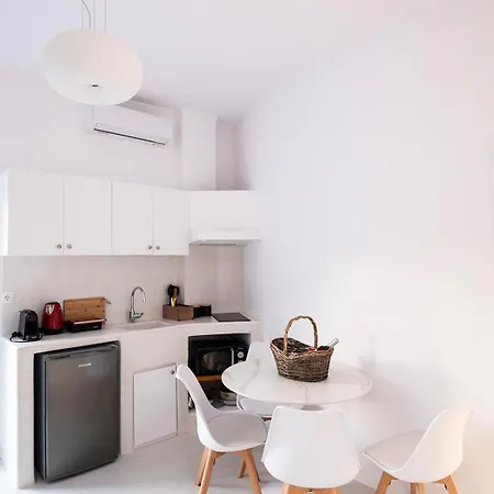 Leticia Santorini With Heated Jacuzzi Villa *