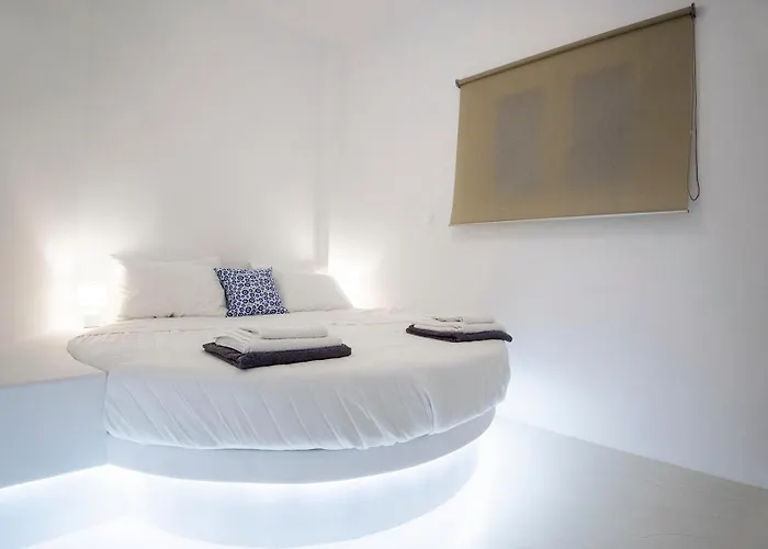 Leticia Santorini With Heated Jacuzzi Villa Vourvoulos